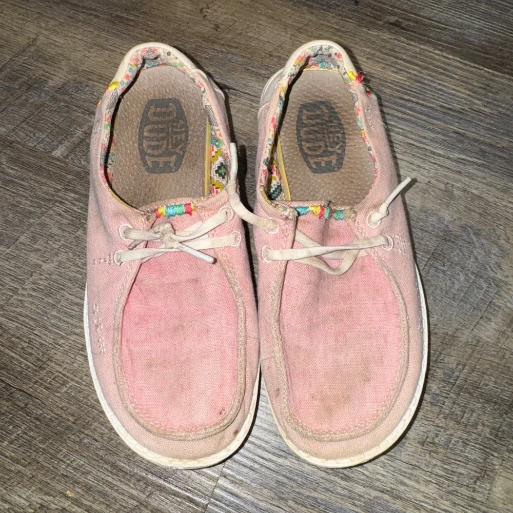 HEYDUDE Wendy Boho Rose Youth 2 Pink Slip On Loafers Boho Aztec Kids Shoes